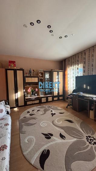 Apartament la casa