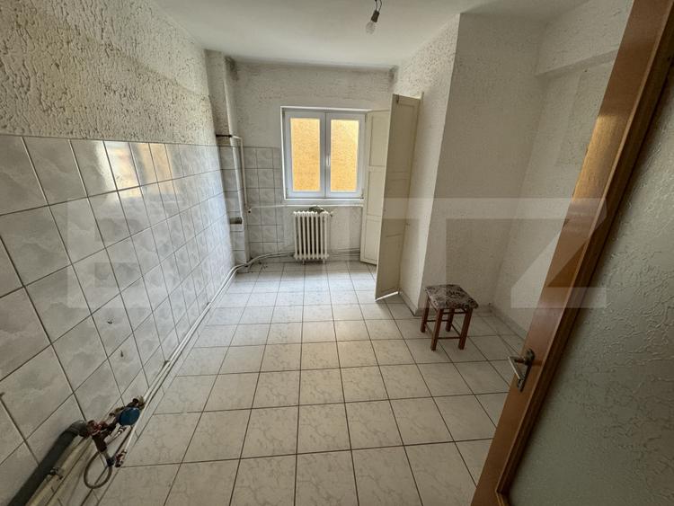 Apartament 3 camere , 67mp , zona Mercur Cetate