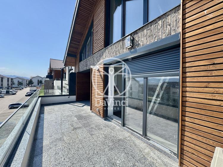 Penthouse 3 camere, intabulat, finisat la cheie , terasa 19 mp