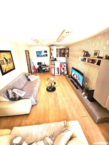 Apartament 3 camere CARTIER E3- (Zona Flacara Vie )