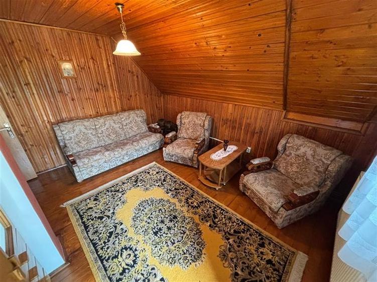 VILA DEOSEBITA IN SLATINA - LUNCANI - OAZA DE LINISTE LA MARGINEA PADURII