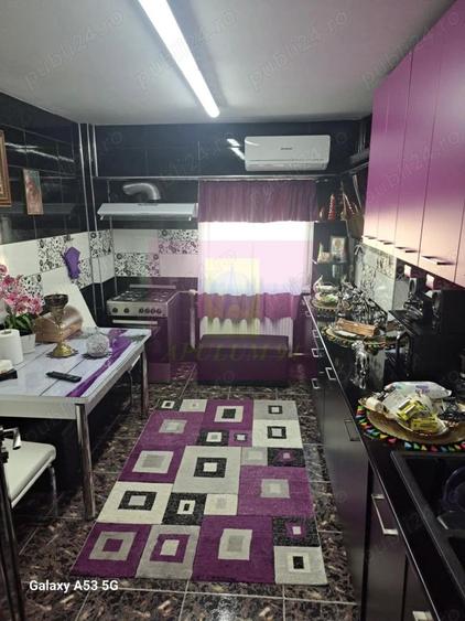 Vanzre apartament 2 camere decomandat Calea Văcărești