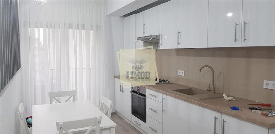 Apartament modern 3 camere 2 bai balcon parcare in Arhitectilor
