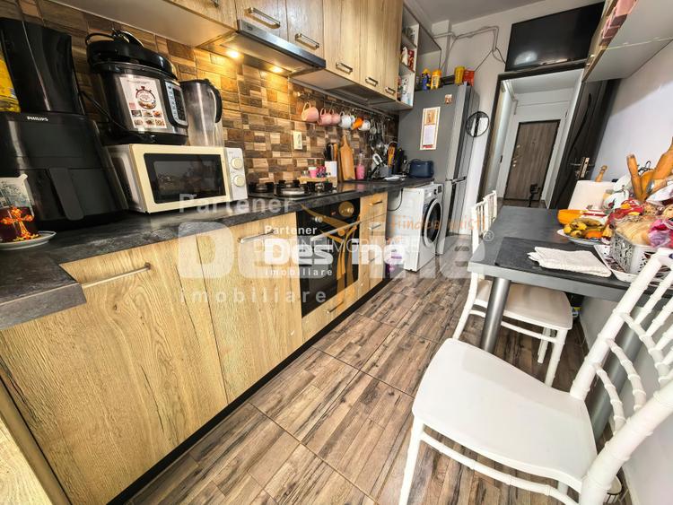 Comision 0% - Apartament 2 camere decomandat 49 mp et. 3 cu balcon și geam baie - 7
