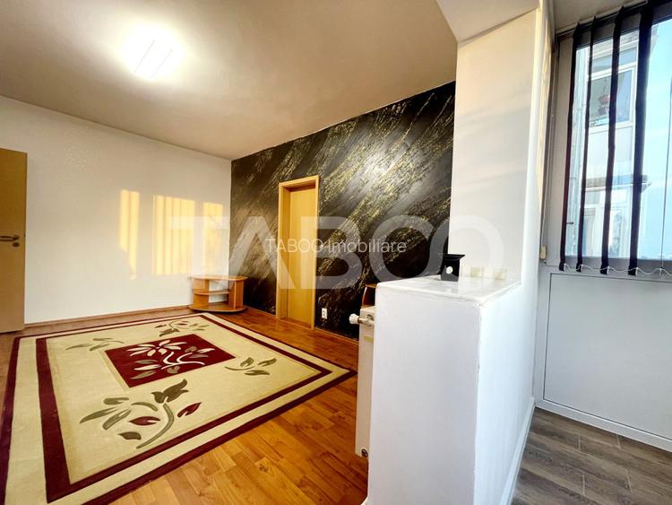 Apartament cu 3 camere de vanzare etaj 3 balcon Mihai Viteazul Sibiu - 10