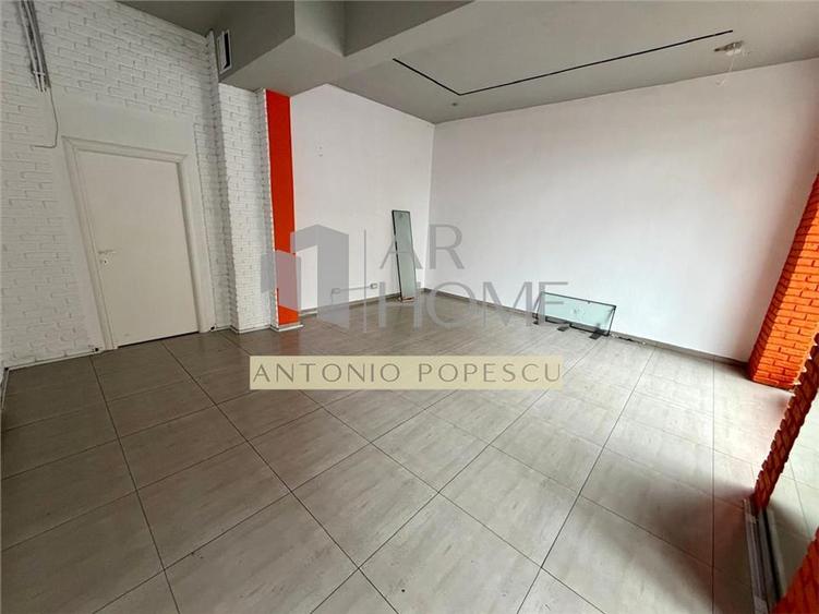 Spatiu comercial parter de bloc, Ploiesti, Republicii stradal.