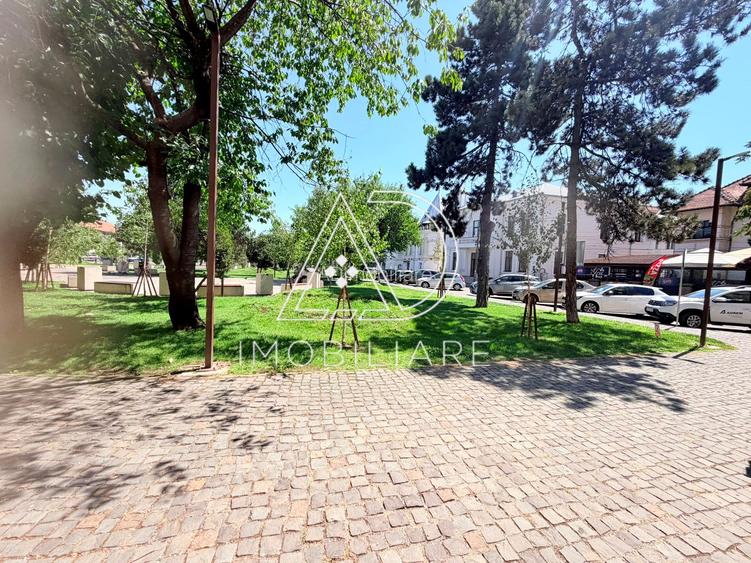 SPAȚIU COMERCIAL DE ÎNCHIRIAT – | 250 MP | VITRINĂ 15 ML | 0% COMISION