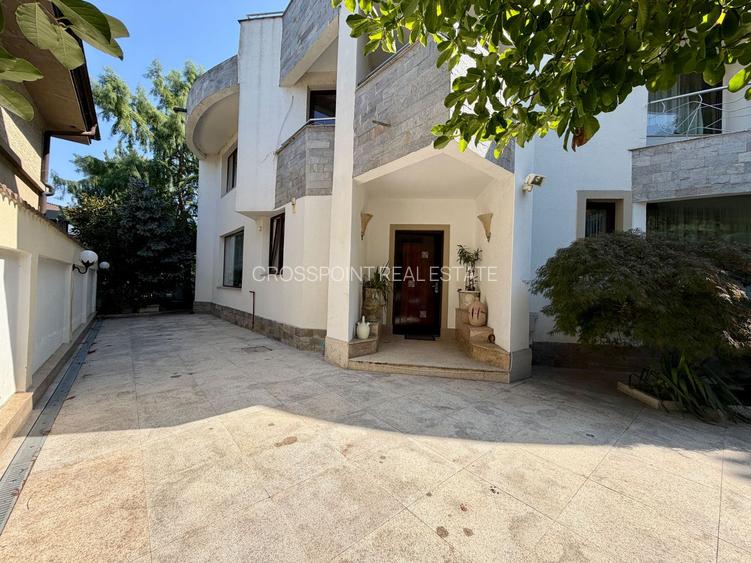 Vila de vanzare in Erou Iancu Nicolae / Teren generos - 21