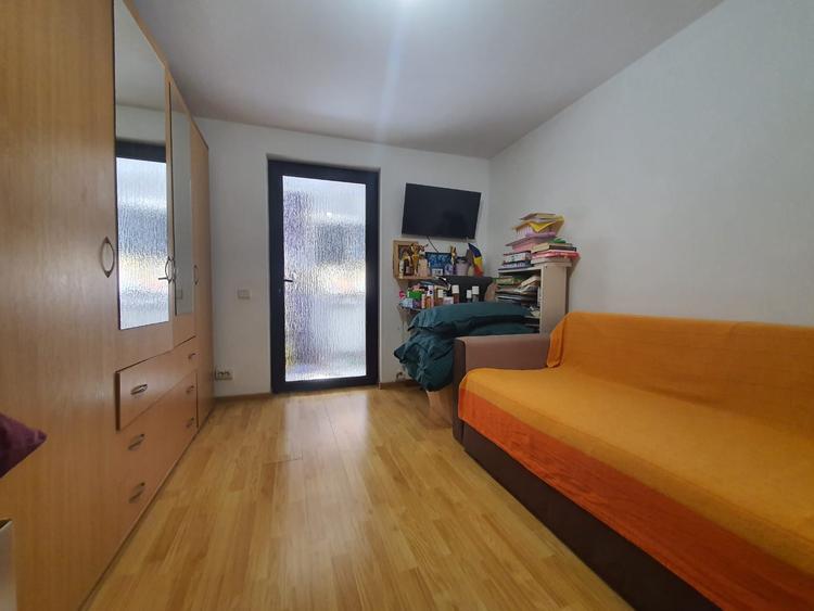 Casa individuala singura in curte, Medeea