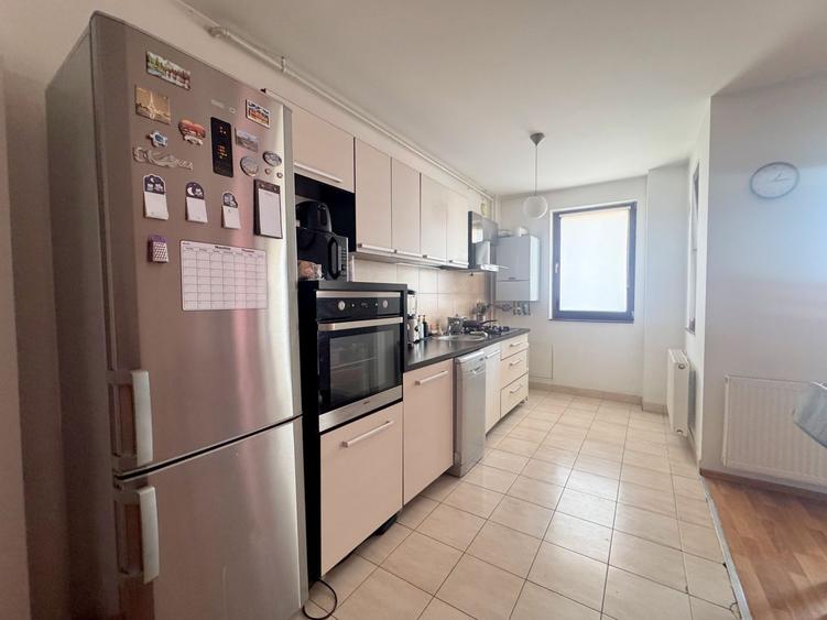 Apartament cu 2 camere de vânzare – zona Soarelui–AEM