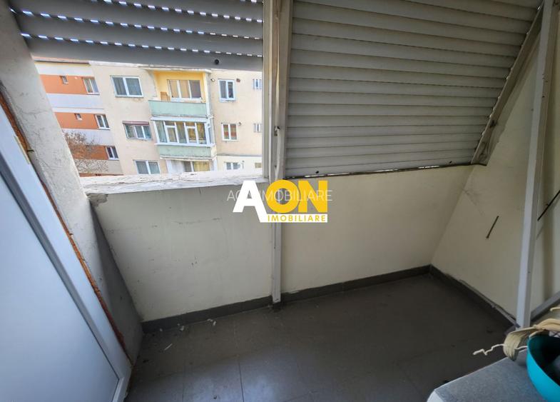 De vanzare apartament 3 camere zona Cetate - 4