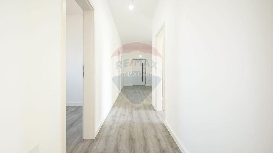 Casă  cu 5 camere de vânzare - 12