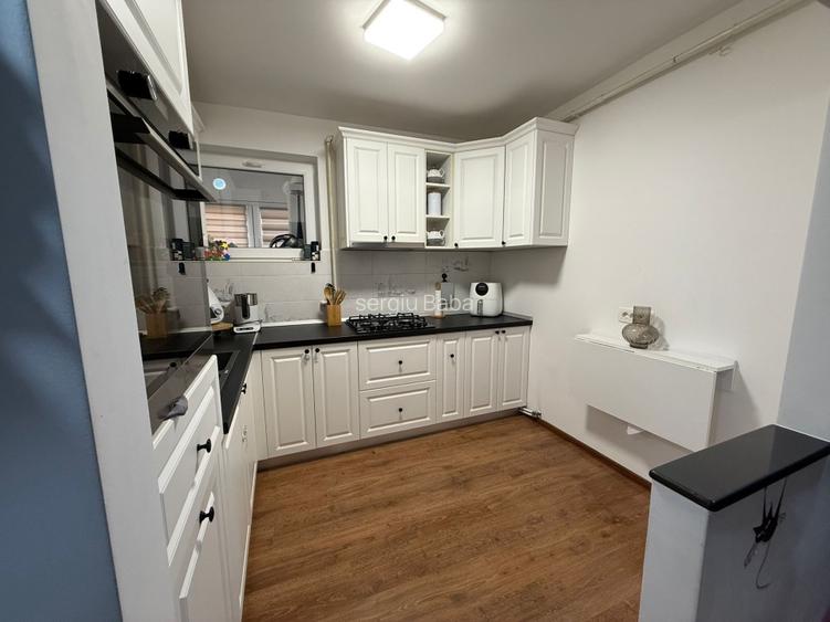 Apartament 3 camere Decomandat Cornișa  - 3