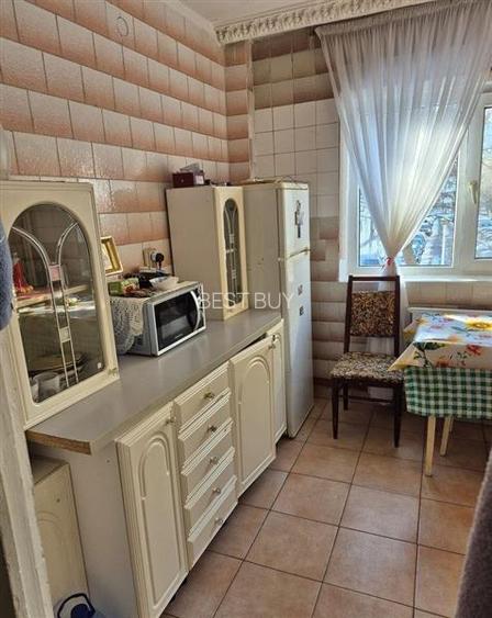 DUMBRAVA NOUA, MISCA PETRE, 52 MP ETAJ 1/8 BLOC 1983 - 8