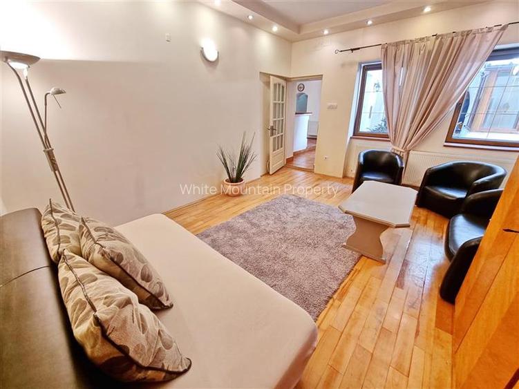 Garsoniera spatioasa de inchiriat in Centrul Istoric al Brasovului - 5