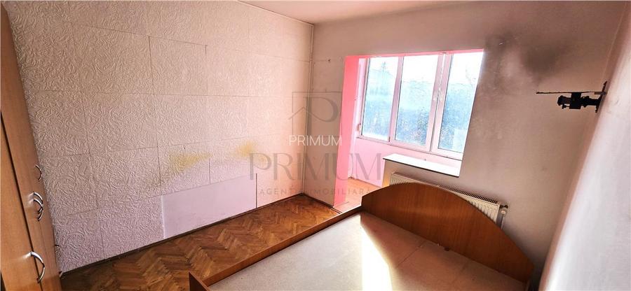 DACIA - 4 cam - centrala proprie - clima - ETAJ 3 - BOXA - 3