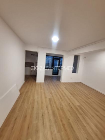 Tomis III , spatii IDEAL BIROURI, 61 mp. + curte, imobil 2023 - 9