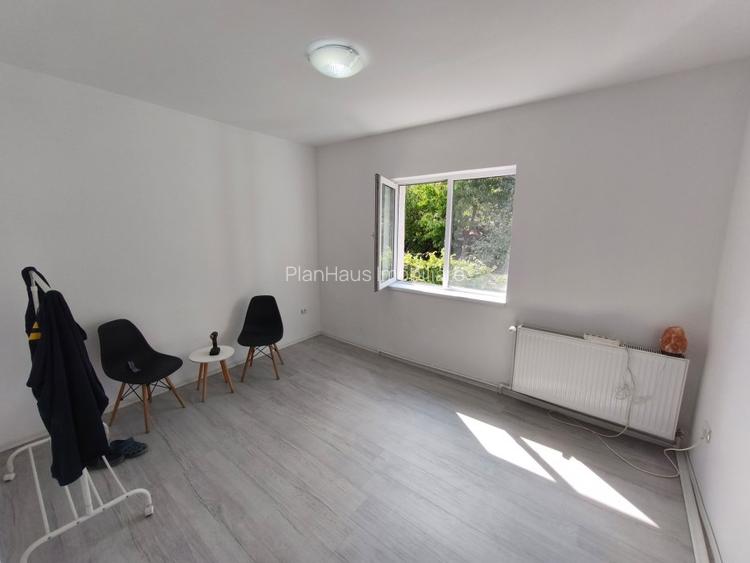 Apartament cu 3 camere și curte privată 108 mp, Baia Mare str. Mihai Eminescu  - 3