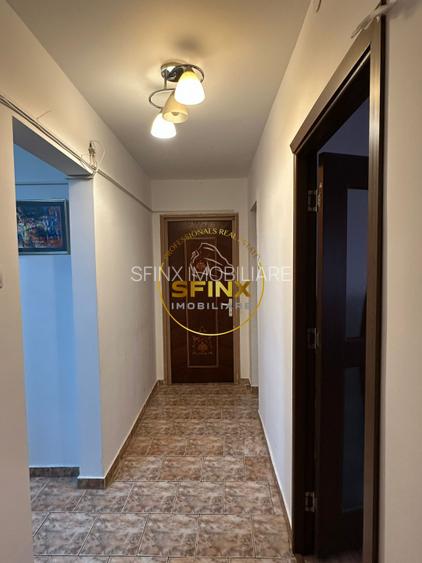 APARTAMENT DE 4 CAMERE DE VANZARE -PARC AL IOAN CUZA  - 2