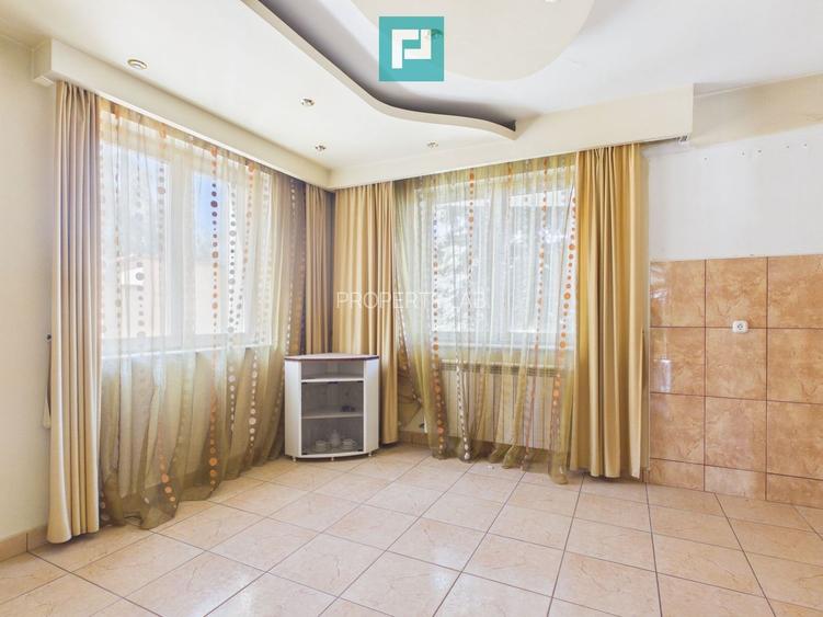 Vila 13 camere, Sanmartin - 13