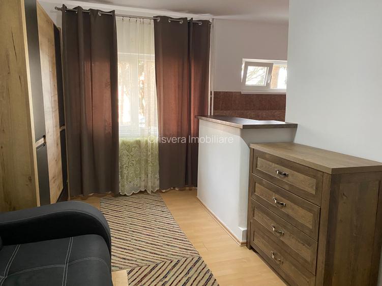 Garsoniera Gheorgheni, str. Baisoara, zona Complex Mercur - 2