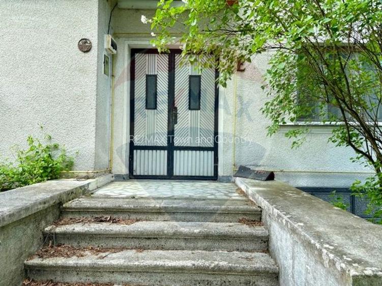 Casă / Vilă cu 7 camere de vânzare - 22