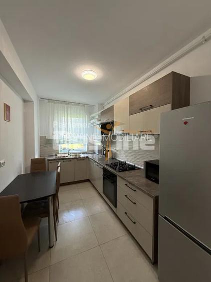 Apartament cu 2 camere decomandat,  cu terasa si gradina,   situat in Tractorul - 5