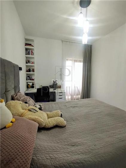 Sanandrei -Apartament 3 camere - doua balcoane -  curte -foisor - beci - zona ex - 7