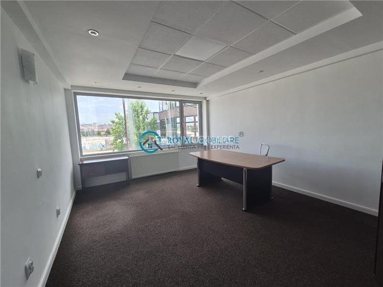 Royal Imobiliare - Vanzare Spatiu Birouri Zona Vest - 19