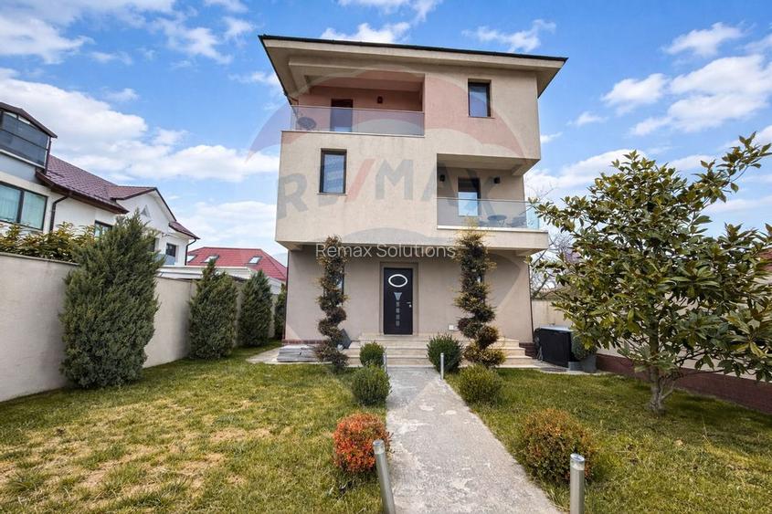 Casă / Vilă cu 6 camere de închiriat - 8