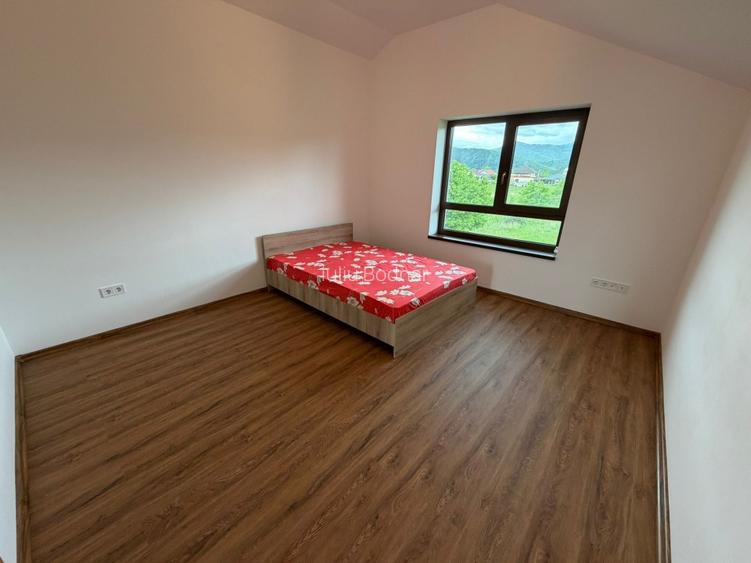Casa P + 1 , 4 camere, 2 bai, bucatarie cu dinning - 6