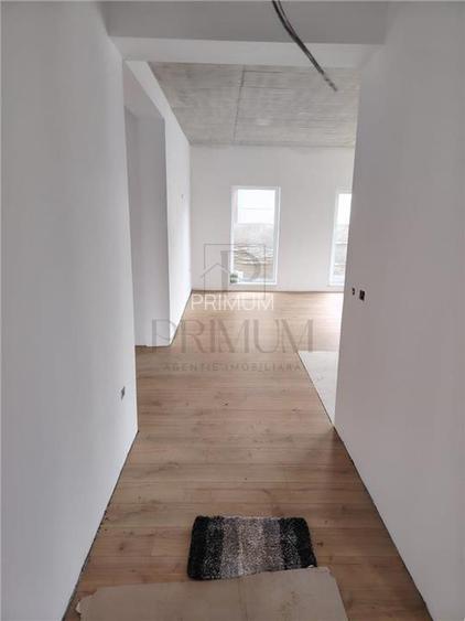 Duplex  superb separat prin dressing - toate utilitatile - 4