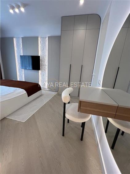 Proprietar inchiriez 3 camere Ultralux Cortina North parcare - 33