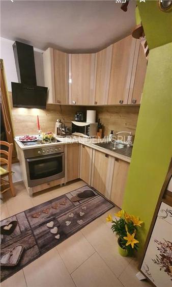 Oferta ! Imobil P+1 în zona Lupeni (reper supermarket Profi ) - 10