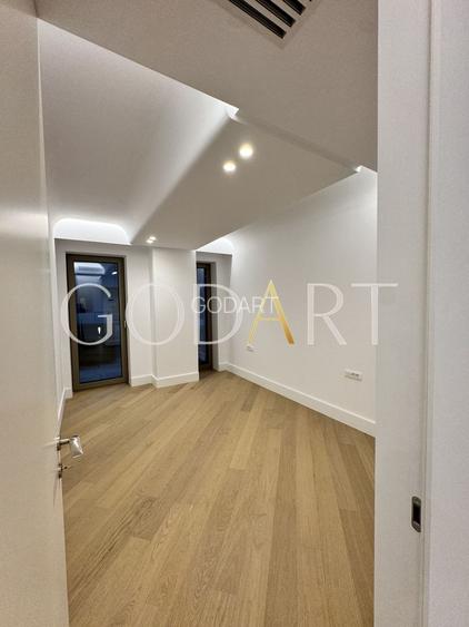 Apartament exclusivist | 3 camere | Cortina 126 - 18