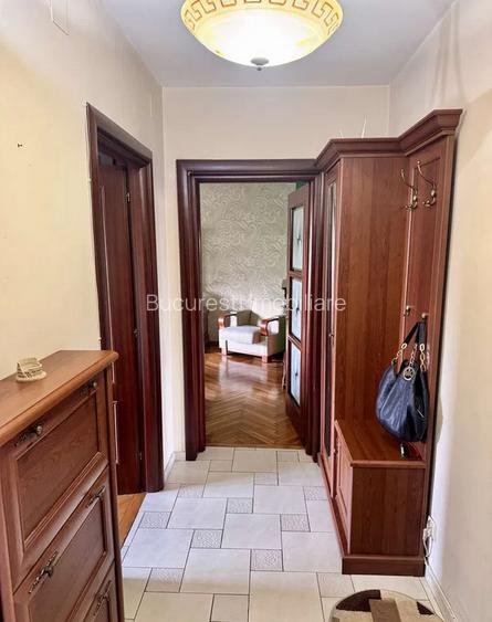 UNIRII,Palatul Parlamentului,STRADAL AMENAJAT  Mobilat UTILAT LOC Parcare,MERITA - 4