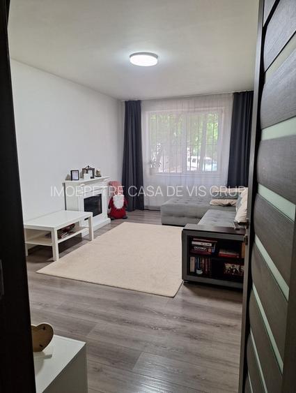 oferim spre vanzare apartament 4 camere Veteranilor - 2