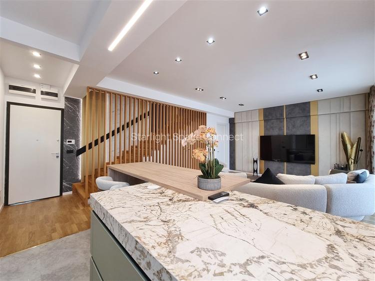 Designer 1-bedroom Duplex - Penthouse for Rent | Weekly Housekeeping | Parking - 5