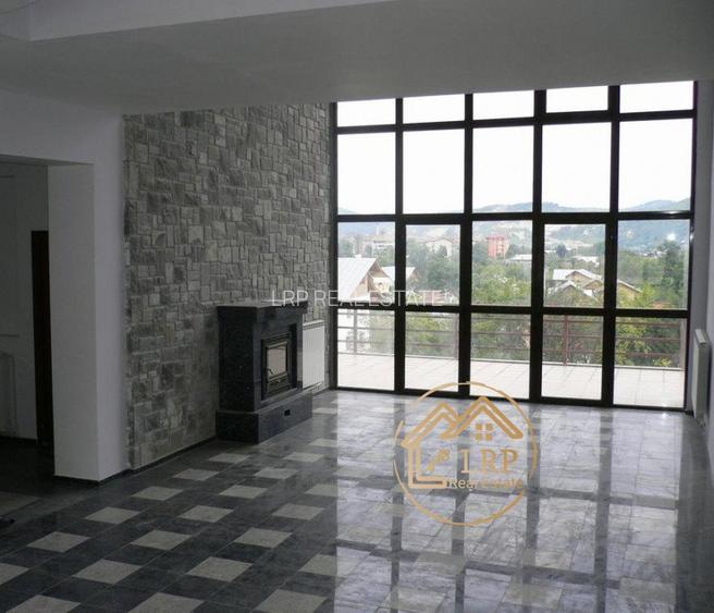 Valenii de Munte-Vila 13 camere, 6500mp teren, ideal business - 10