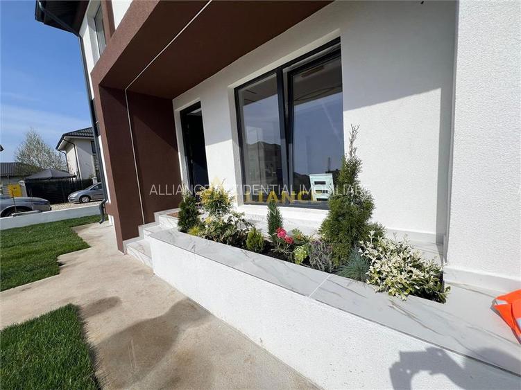 Vila Individuala  - 4 camere - 3 bai-teren -320-600 M de STV - 2