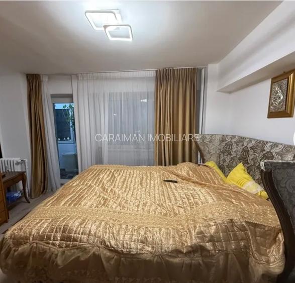 PANTELIMON, LANGA MEGA MALL, - 12