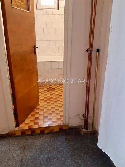 Vanzare apartament 4 patru camere semidecomandat - 5