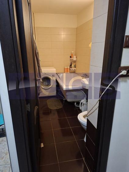 VANZARE GARSONIERA | DECOMANDATA | ZONA NERVA TRAIAN - 7