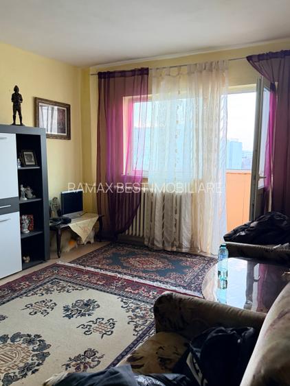 Piața muncii , parc Gheorghe Petracsu - 3