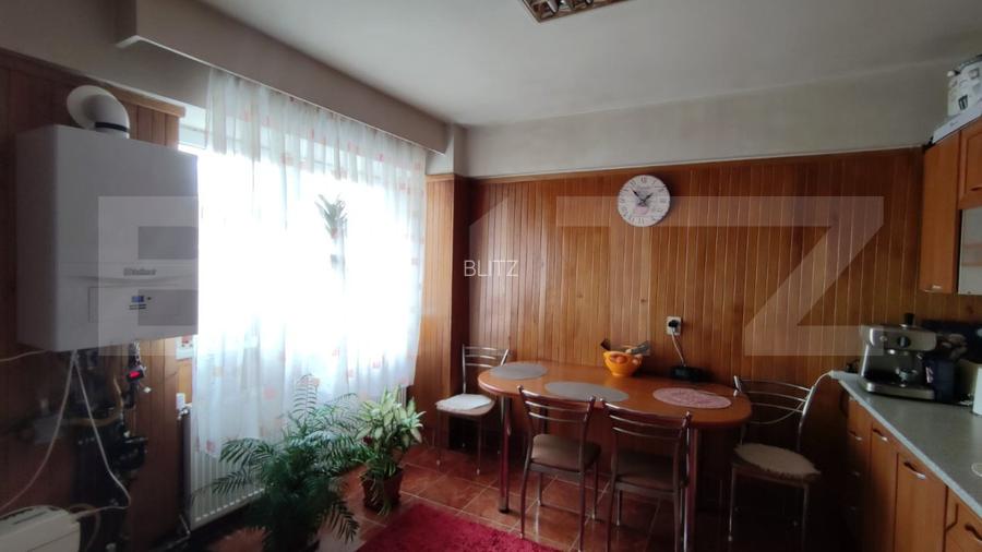  Apartament de vanzare, cu 3 camere, 80 mp + balcon de 24 mp, zona Piata Marasti - 3