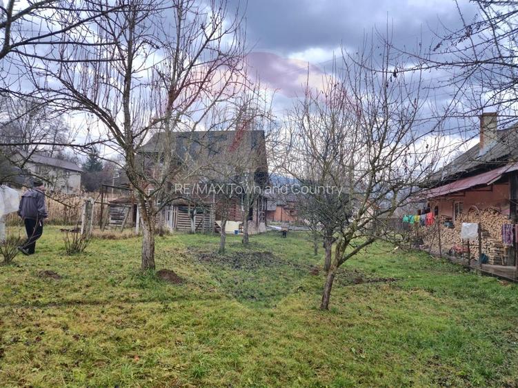 Casă / Vilă cu 7 camere de vânzare - 7