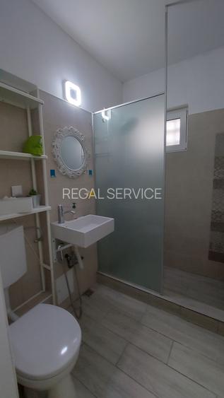 PIATA ROMANA -MAGHERU - 18