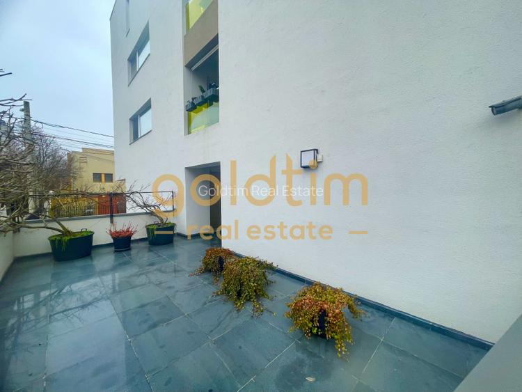 SUPERB/SUPRAFETE GENEROASE/2 BAI/ GRADINA SI TERASA 80 Mp - 11