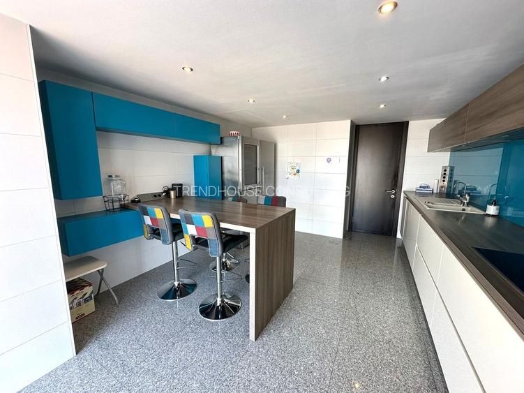 OPORTUNITATE!Complex Exclusivist - 4 Camere -162 mp, Parcare Subterana - 22