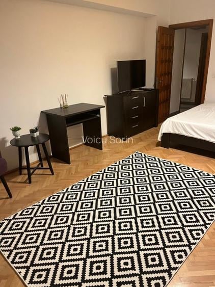 Inchiriez apartament cu 3 camere, zona Piata Centrala, Craiova 83 mp 2 bai 2 bal - 11
